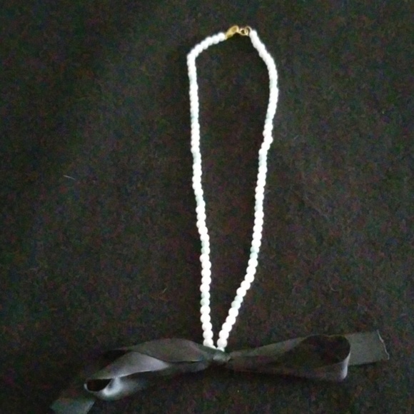 Seafoam green and white pearl necklace - Picture 1 of 3